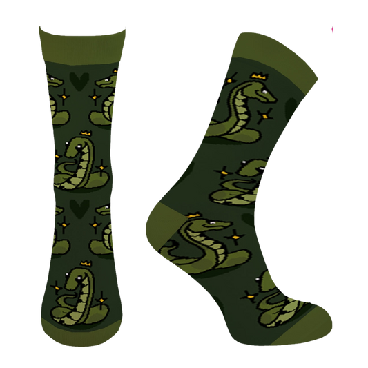Packshot of green LOVEINK socks featuring a snake with a crown design and heart accents.